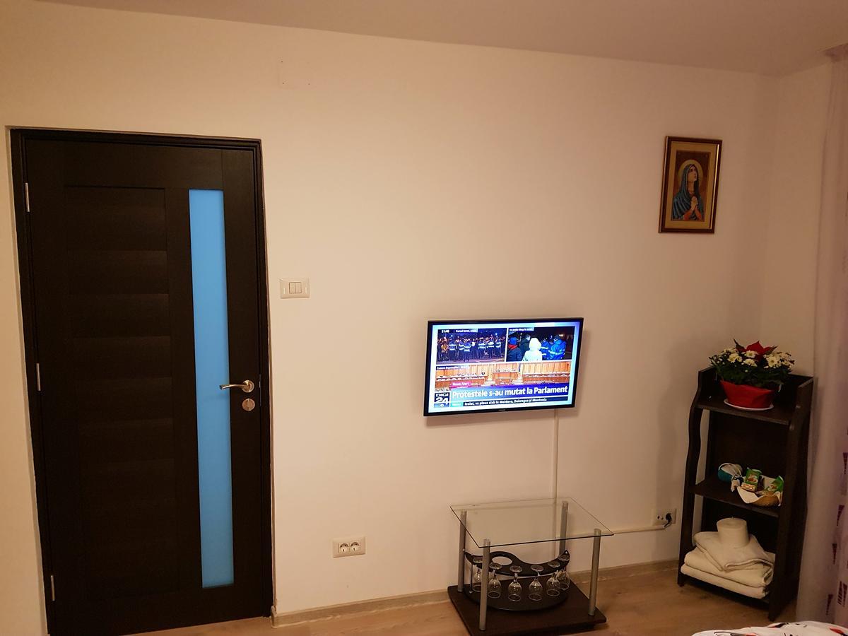 Apartament Confort Piatra Neamt Ngoại thất bức ảnh
