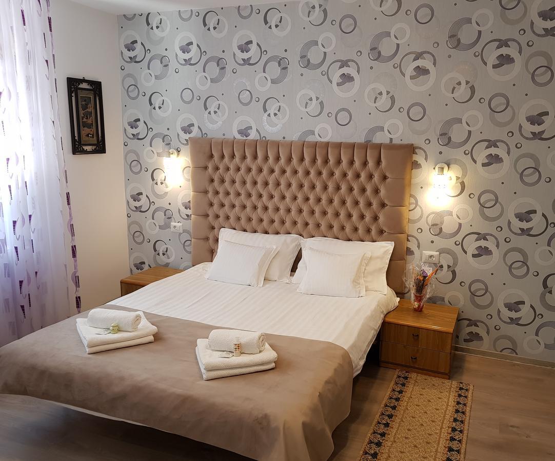 Apartament Confort Piatra Neamt Ngoại thất bức ảnh